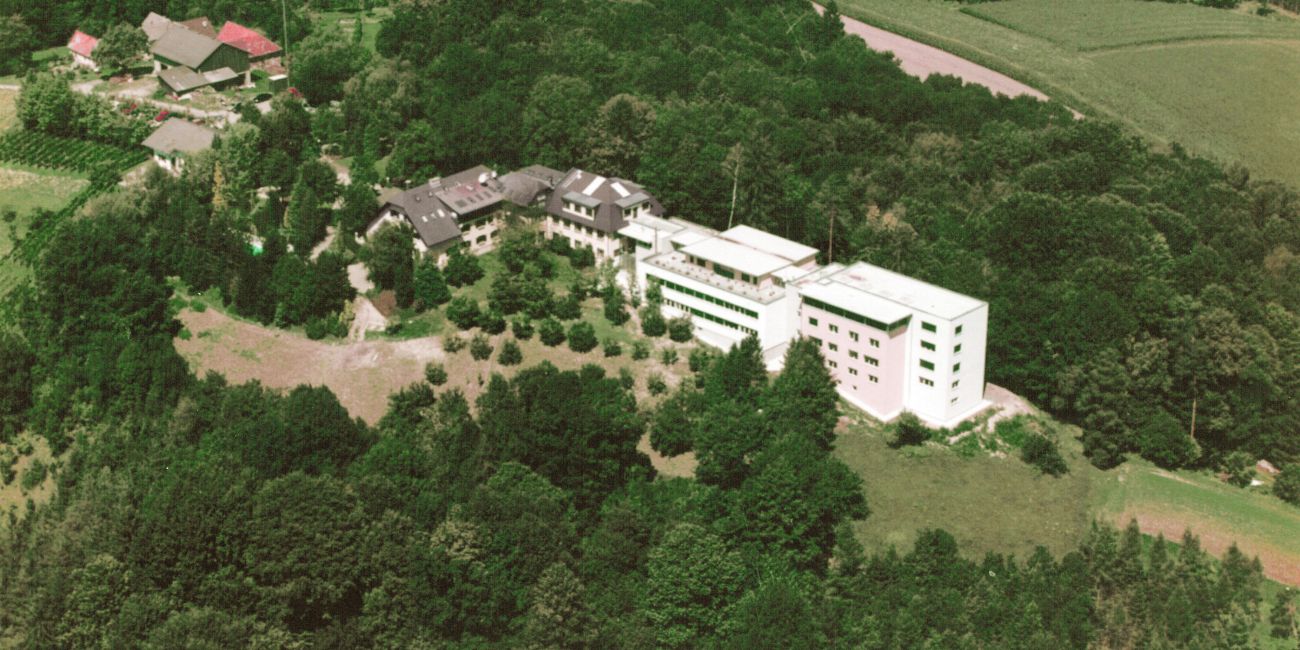 1999 Firmensitz Schwarzau