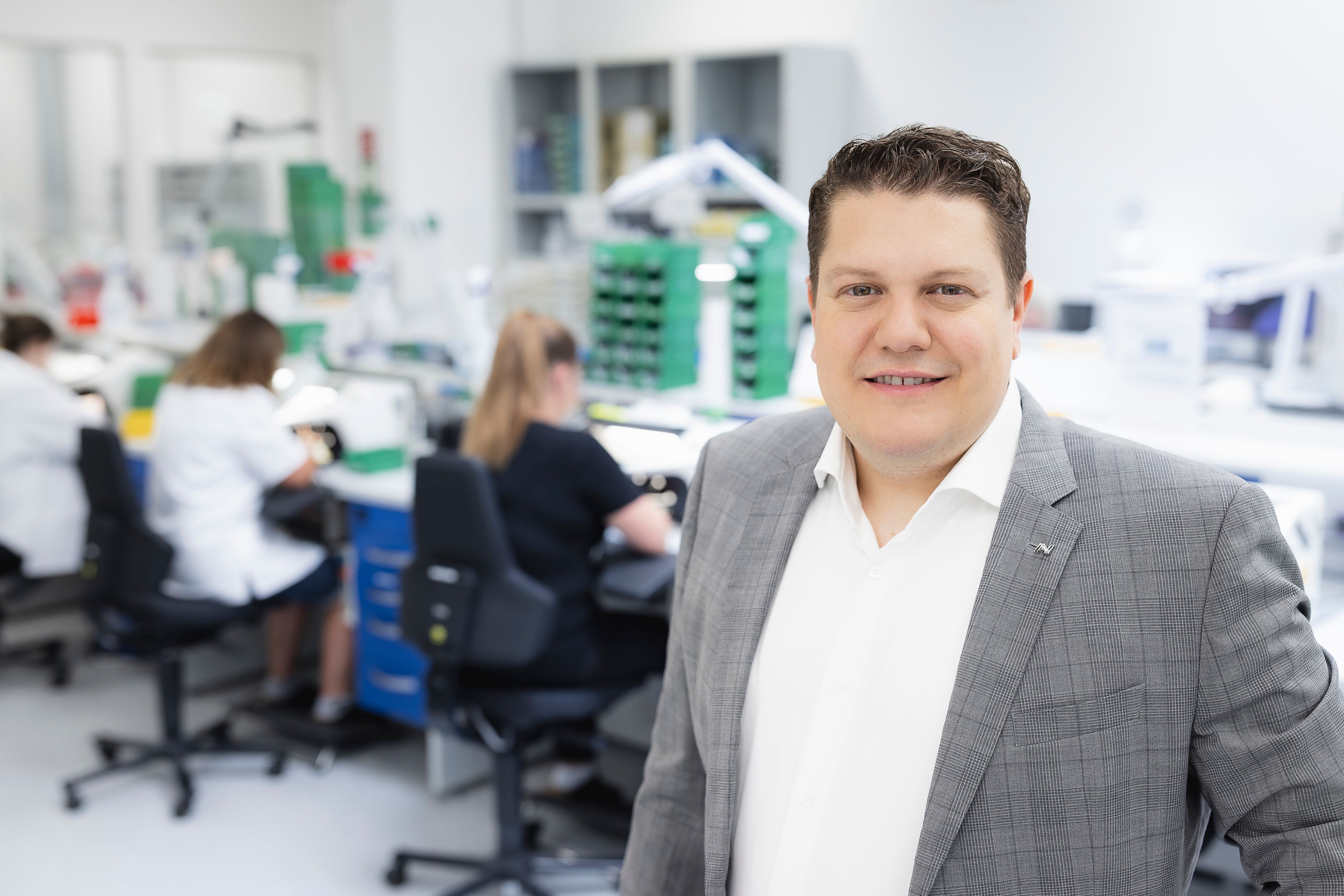 Neuroth-CEO Lukas Schinko im Supply Center in Lebring